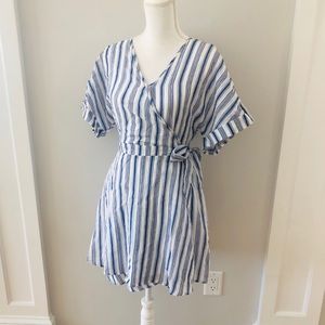 Women’s wrap side tie dress